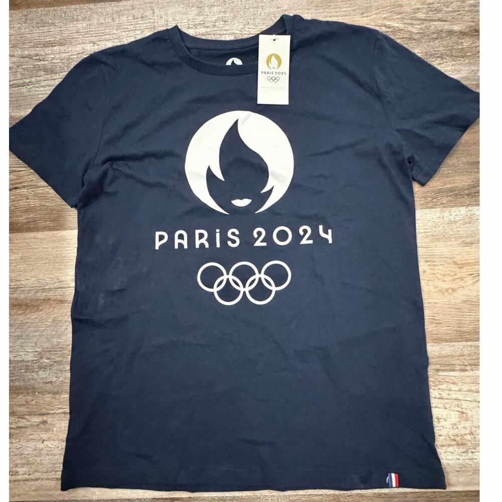 Paris 2024 NEW WITH TAG Olympics Logo Graphic T-Shirt in Navy, Size S